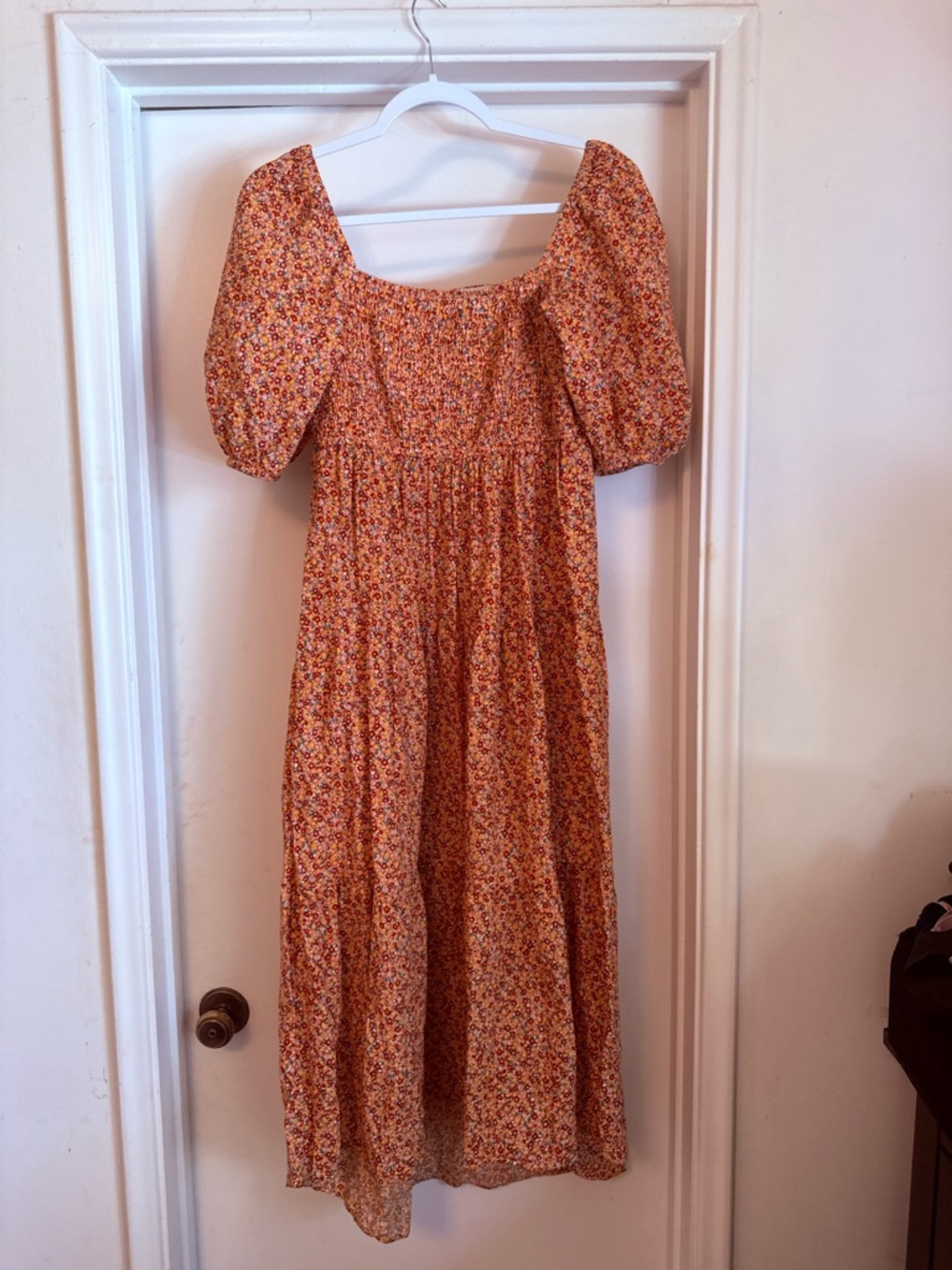 MINKPINK Orange Floral Smocked Puff-Sleeve Midi Dress